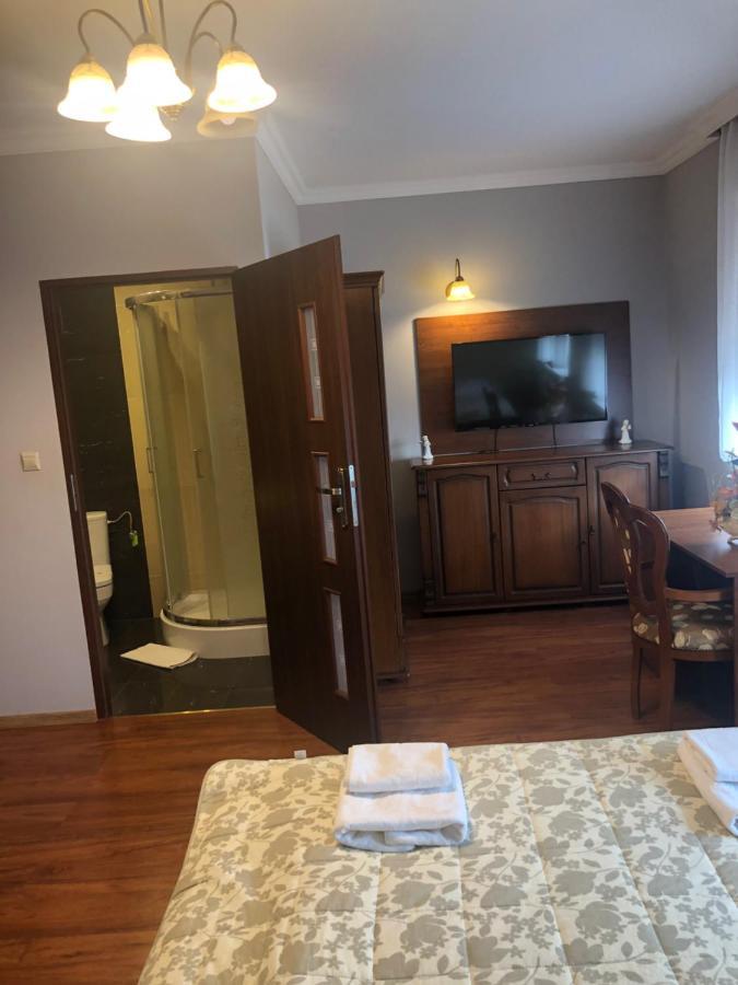Hotel Arkadia Konskie Dış mekan fotoğraf
